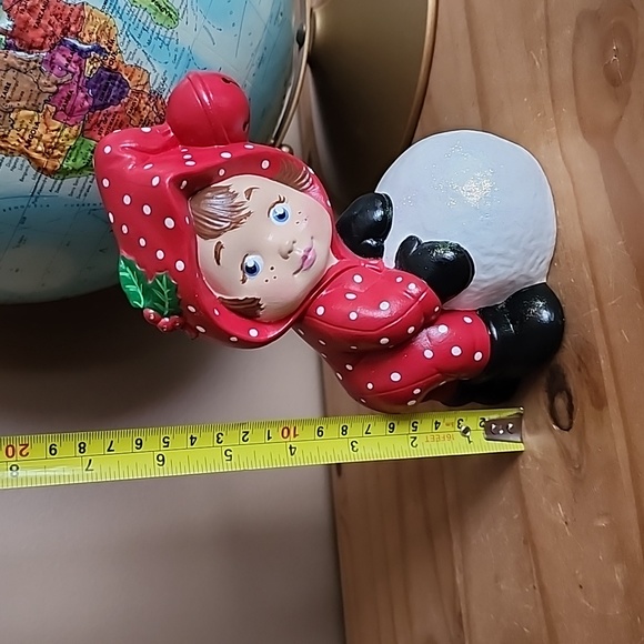 Vintage hand painted ceramic figurine - Picture 14 of 15